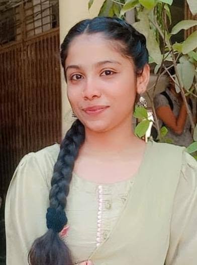 महक आलम (द्वितीय स्थान)